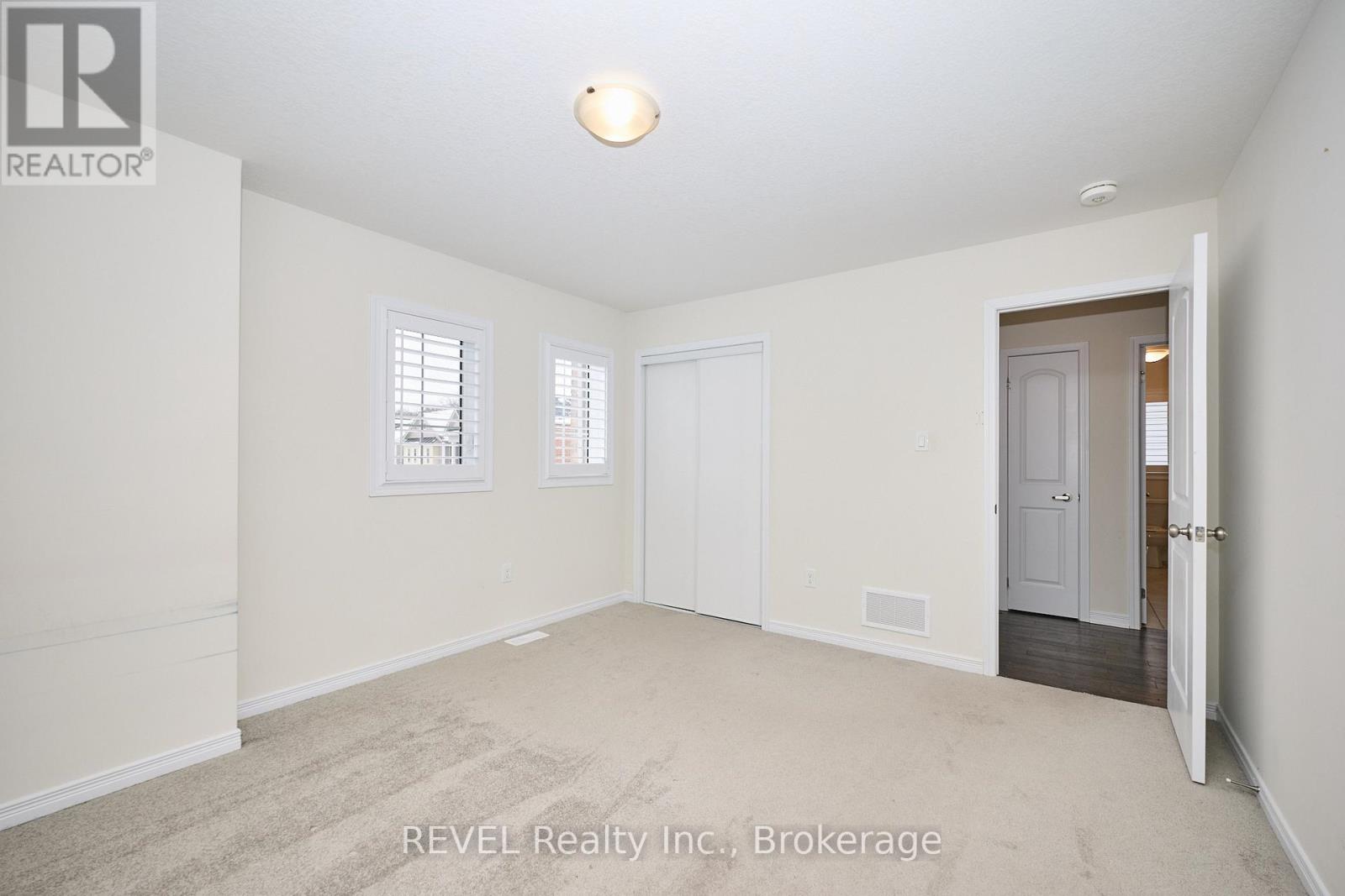 8787 Chickory Trail, Niagara Falls, Ontario  L2H 3S4 - Photo 39 - X12641152