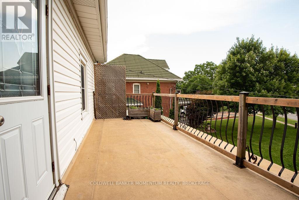 2 - 317 Queenston Street, St. Catharines, Ontario  L2P 2X7 - Photo 13 - X12641160