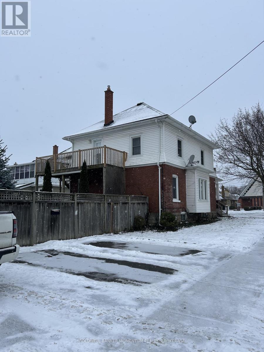 2 - 317 Queenston Street, St. Catharines, Ontario  L2P 2X7 - Photo 3 - X12641160