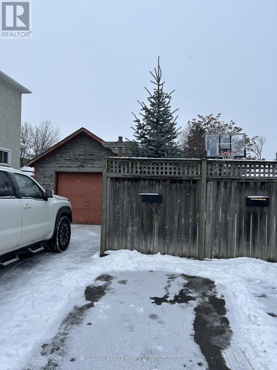 2 - 317 Queenston Street, St. Catharines, Ontario  L2P 2X7 - Photo 7 - X12641160