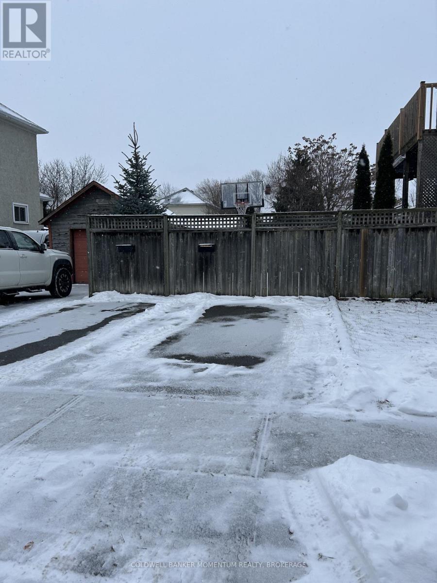 2 - 317 Queenston Street, St. Catharines, Ontario  L2P 2X7 - Photo 8 - X12641160