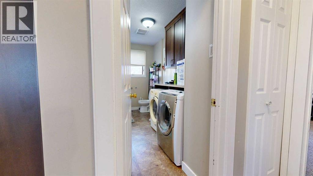 713 19 Street S, Lethbridge, Alberta  T1J 3G9 - Photo 10 - A2275644