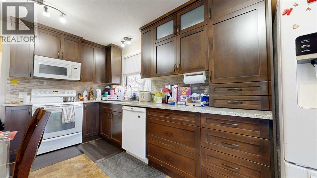 713 19 Street S, Lethbridge, Alberta  T1J 3G9 - Photo 8 - A2275644