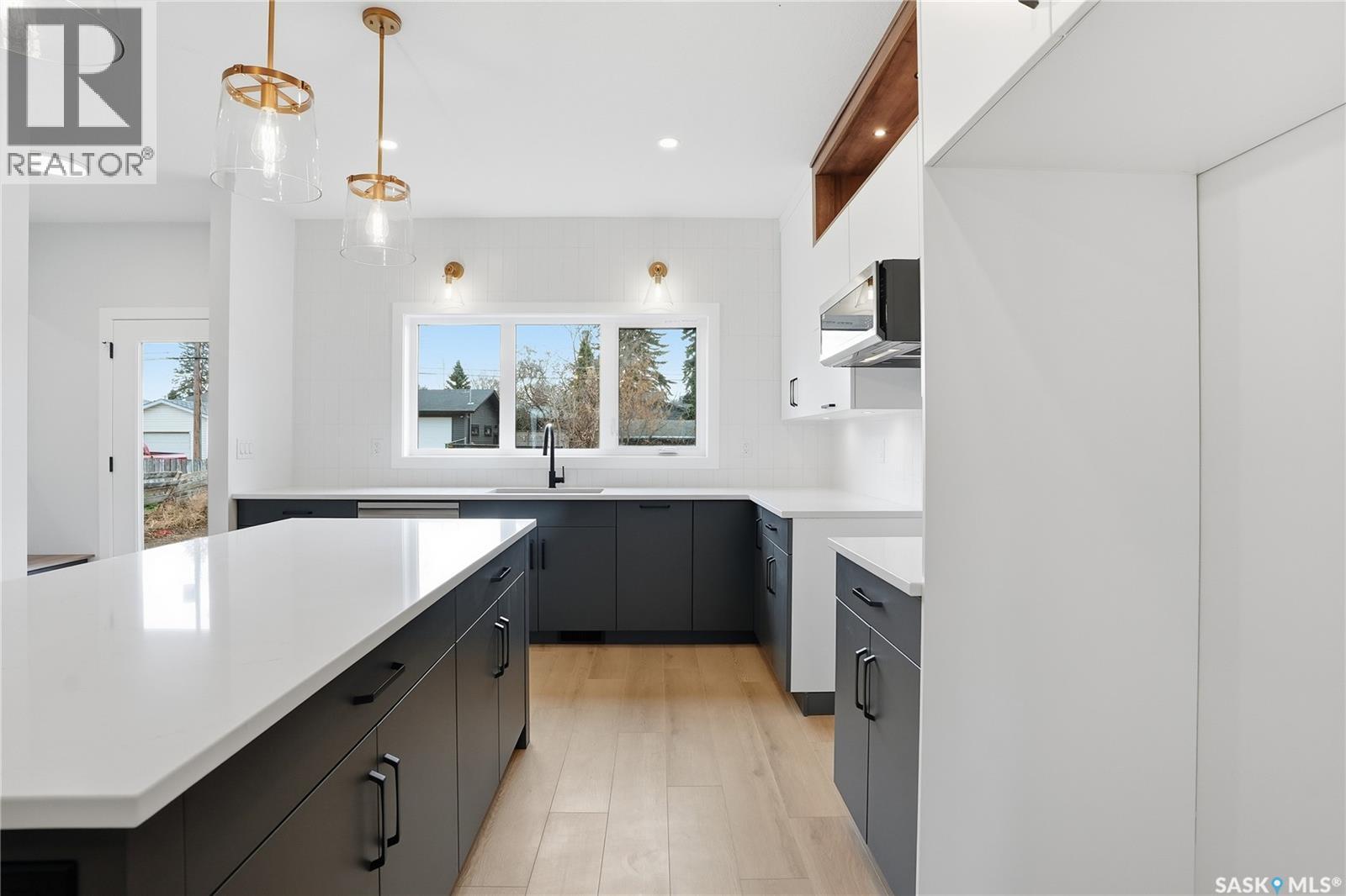 1218 11th Street E, Saskatoon, Saskatchewan  S7H 0G3 - Photo 6 - SK023726