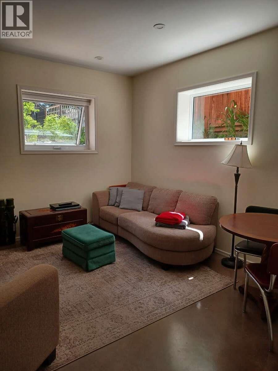 215 13th Avenue S, Cranbrook, British Columbia  V1C 2V7 - Photo 40 - 10371344