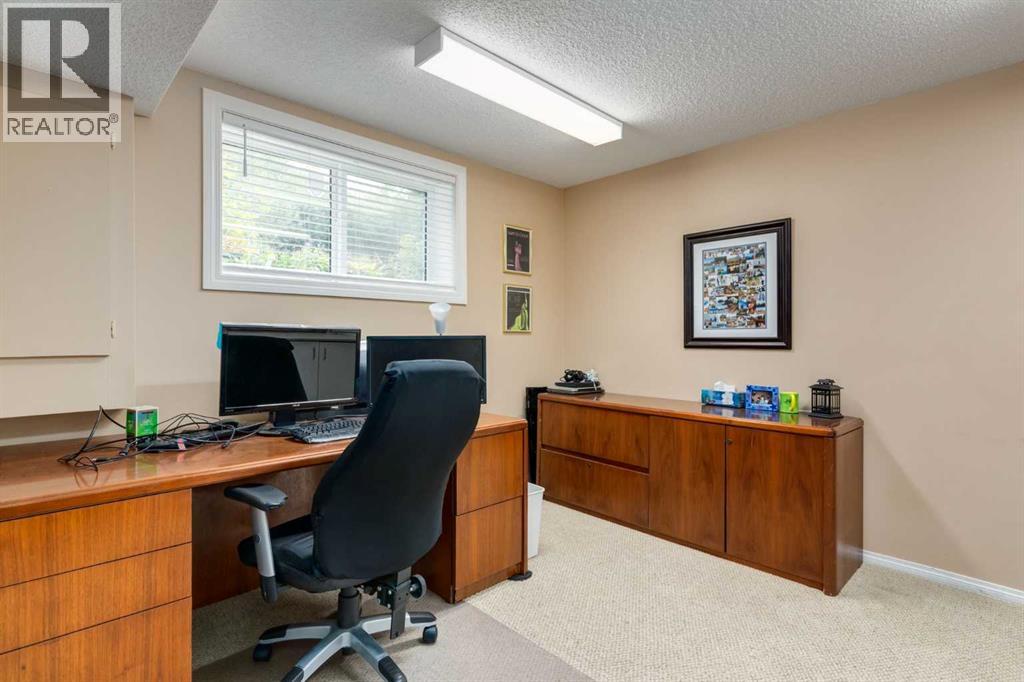 215 Alandale Place Sw, Rural Rocky View County, Alberta  T3Z 3L9 - Photo 38 - A2253429