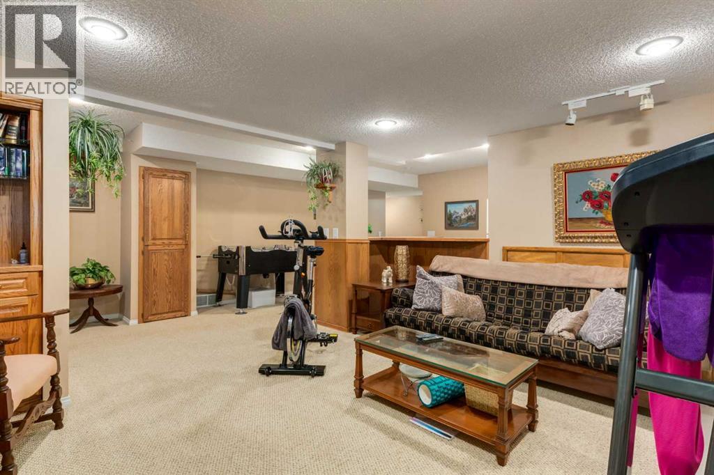 215 Alandale Place Sw, Rural Rocky View County, Alberta  T3Z 3L9 - Photo 41 - A2253429