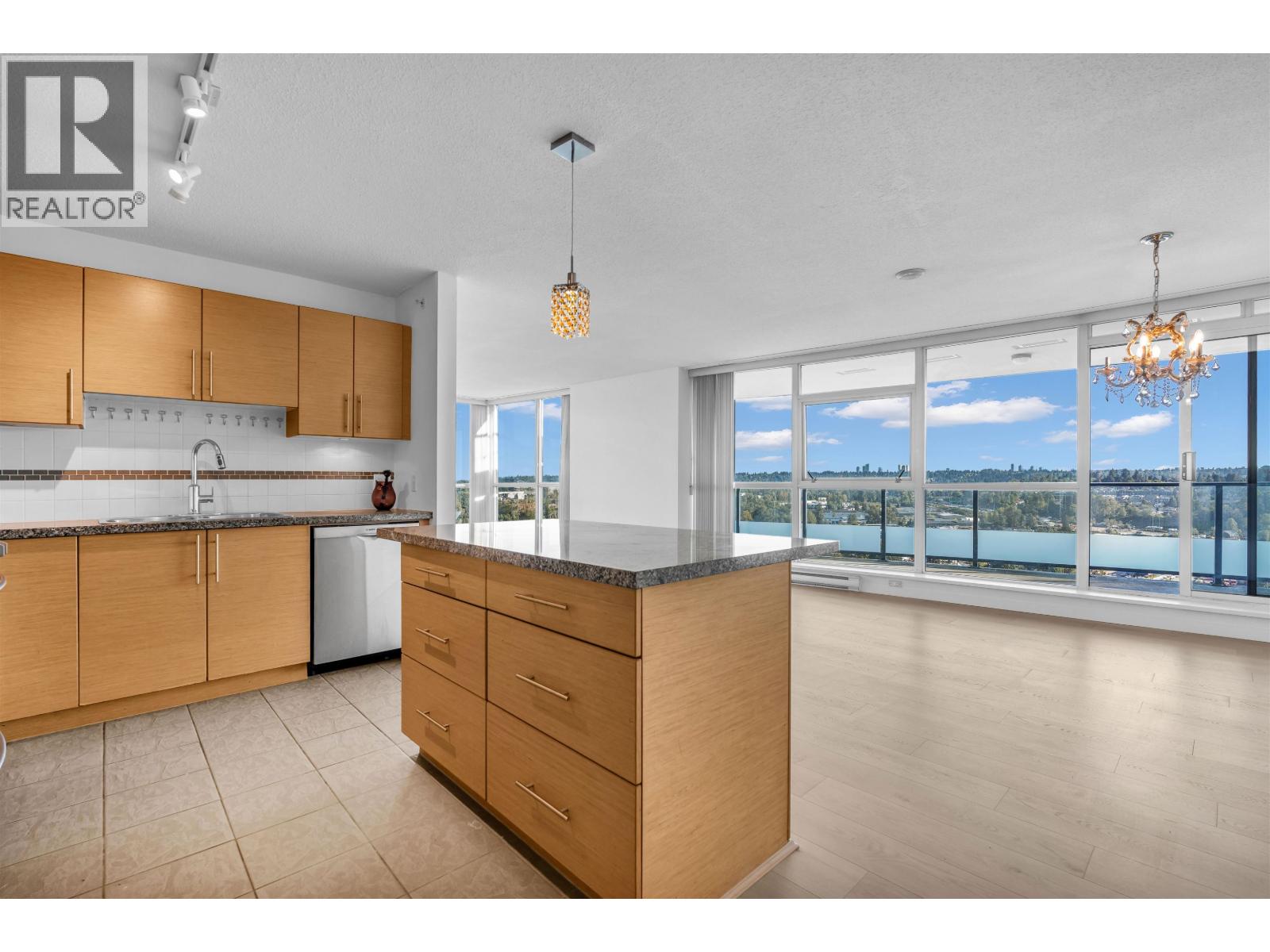 2203 2225 Holdom Avenue, Burnaby, British Columbia  V5B 0A1 - Photo 24 - R3051796