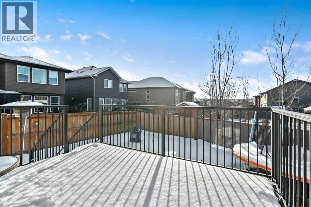 90 Mount Rae Heights, Okotoks, Alberta  T1S 0P1 - Photo 38 - A2274747
