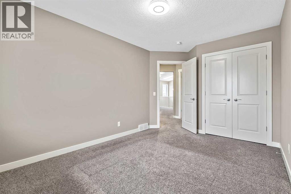 90 Mount Rae Heights, Okotoks, Alberta  T1S 0P1 - Photo 30 - A2274747