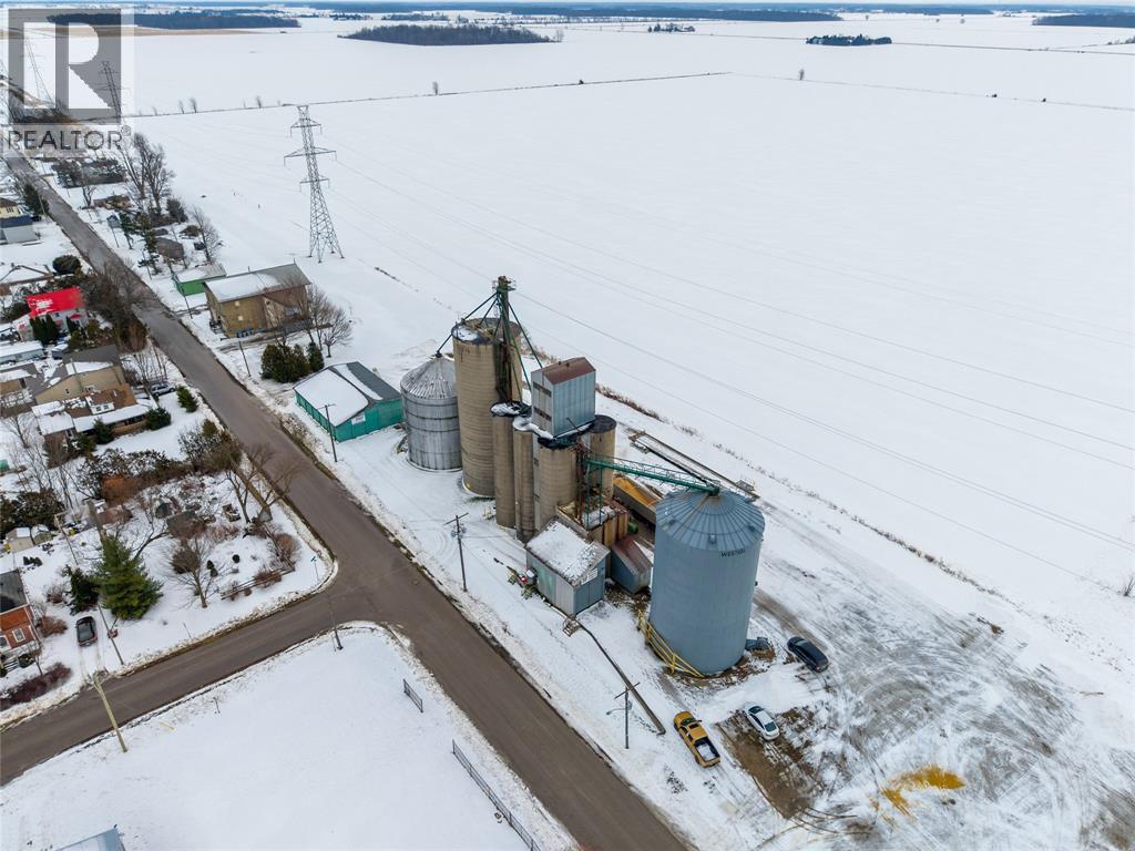 6517 James Street, Brooke-Alvinston, Ontario  N0N 1K0 - Photo 21 - 25031815