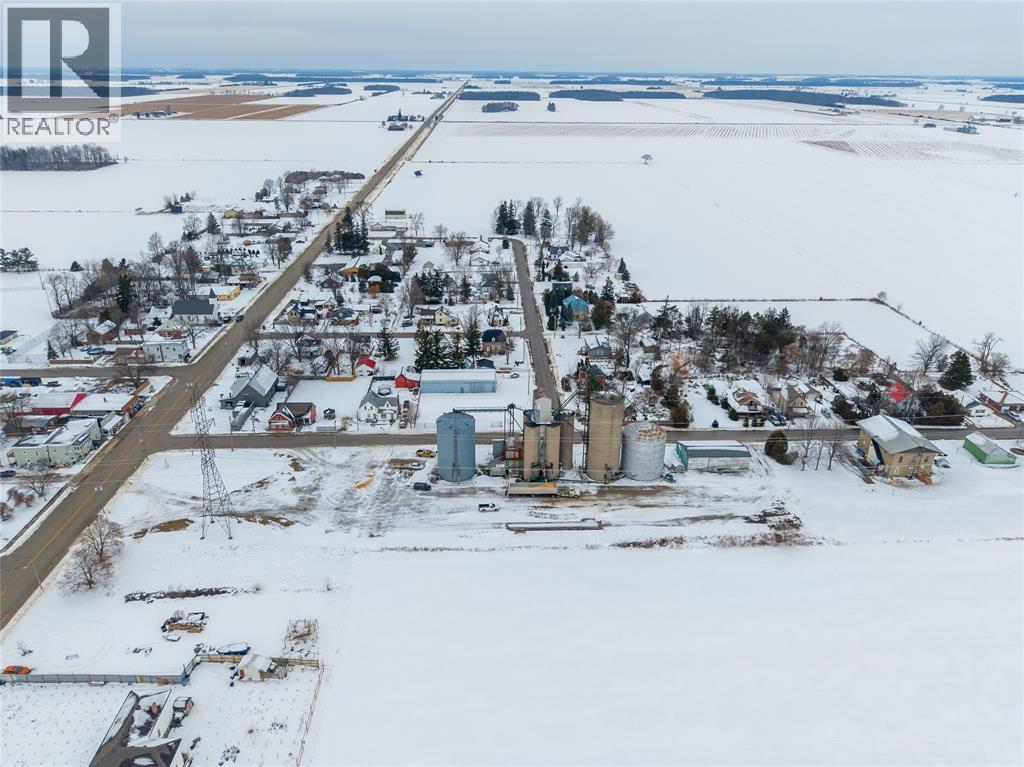 6517 James Street, Brooke-Alvinston, Ontario  N0N 1K0 - Photo 23 - 25031815