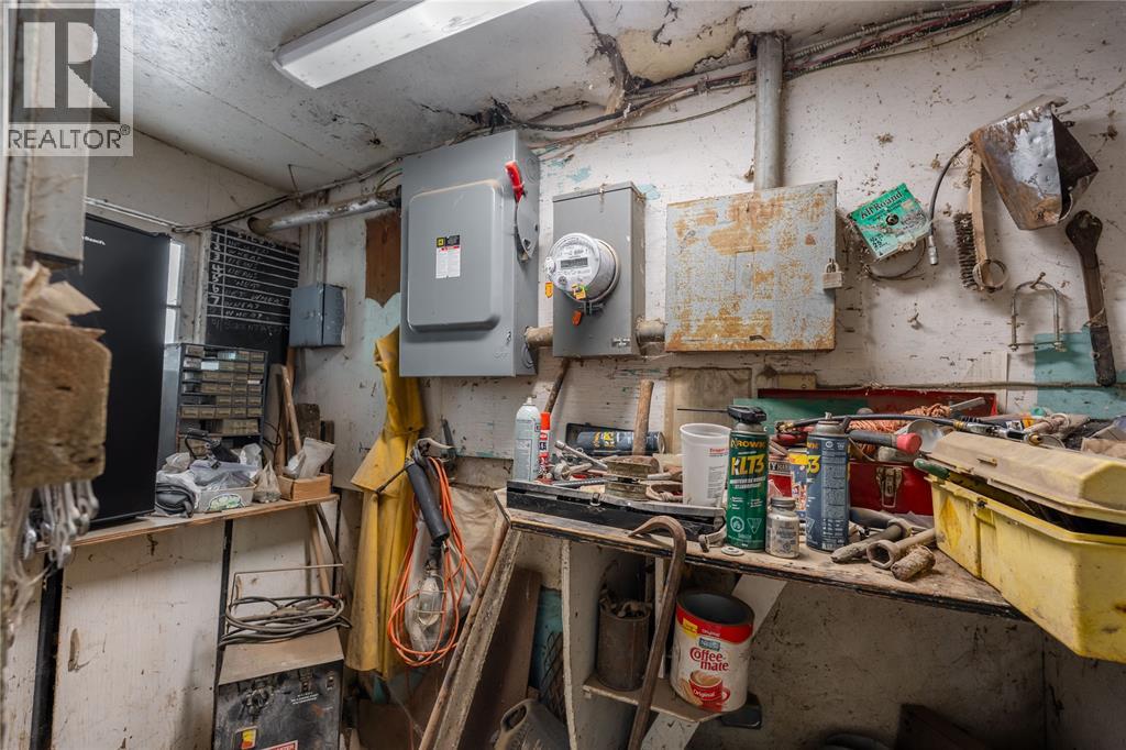 6517 James Street, Brooke-Alvinston, Ontario  N0N 1K0 - Photo 9 - 25031815