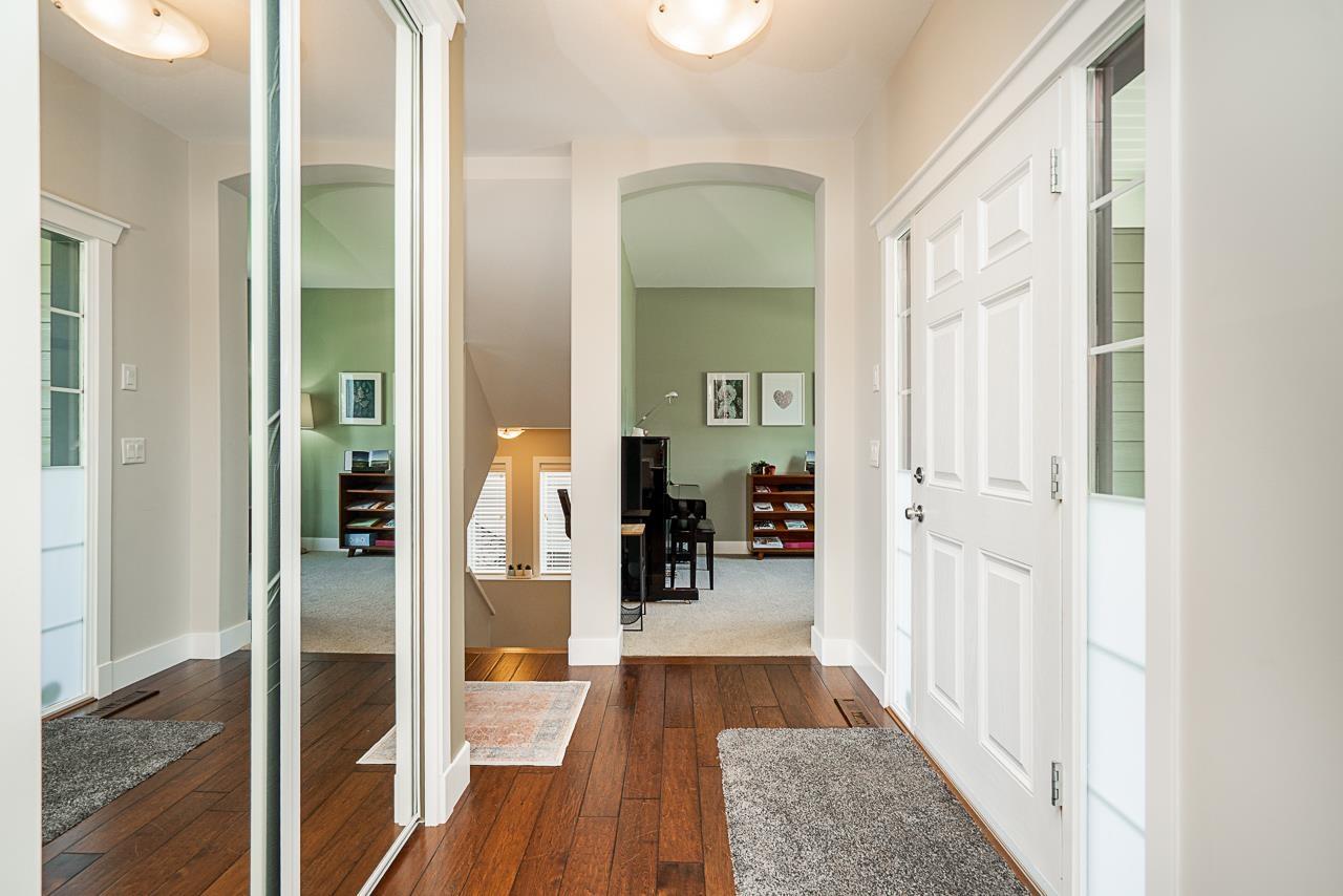 6069 163b Street, Surrey, British Columbia  V3S 2H7 - Photo 11 - R3074412