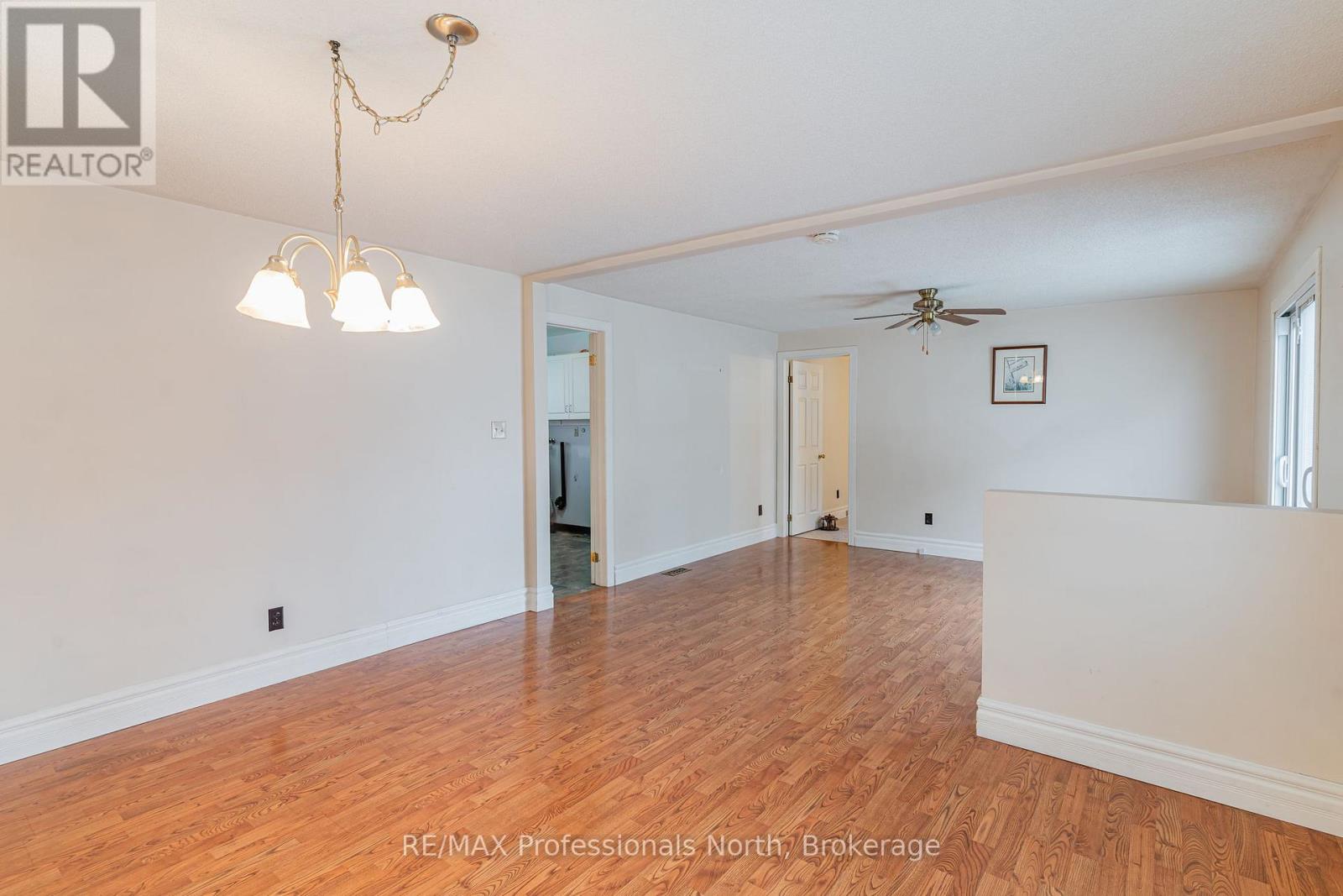 646 Mountain Street, Dysart Et Al, Ontario  K0M 1S0 - Photo 10 - X12555136