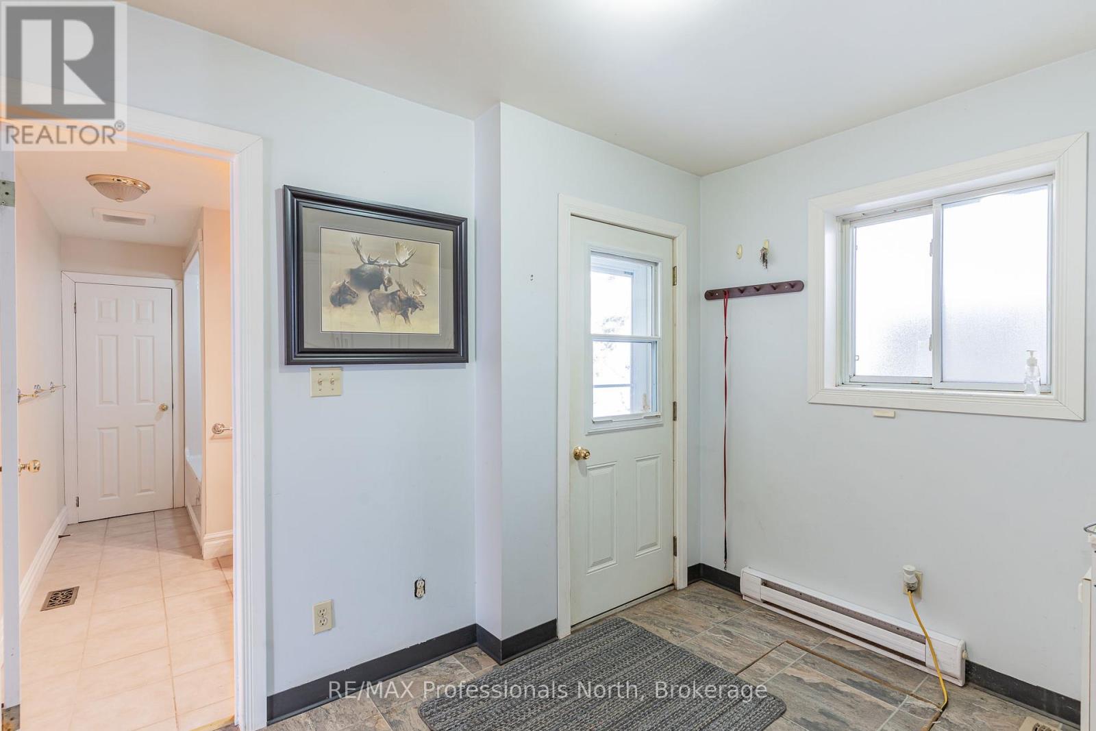 646 Mountain Street, Dysart Et Al, Ontario  K0M 1S0 - Photo 19 - X12555136