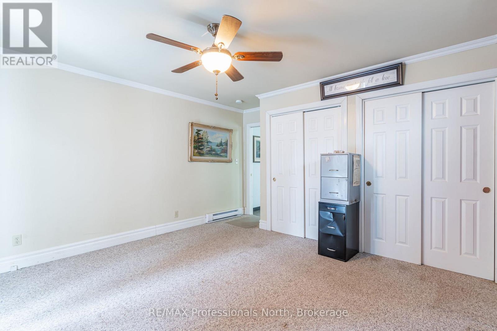 646 Mountain Street, Dysart Et Al, Ontario  K0M 1S0 - Photo 24 - X12555136