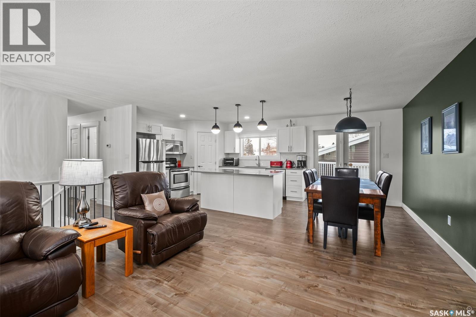 975 Sanderson Crescent, Prince Albert, Saskatchewan  S6V 6L2 - Photo 7 - SK025762