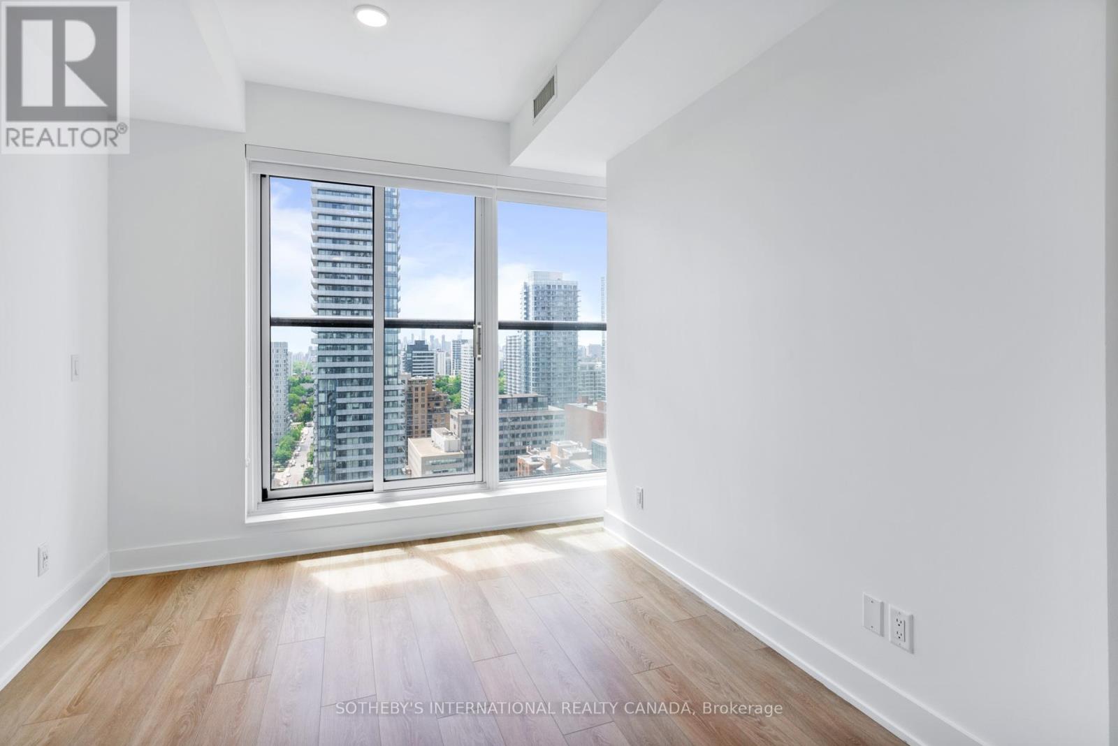 2410 - 200 Redpath Avenue, Toronto, Ontario  M4P 0E6 - Photo 11 - C12641112