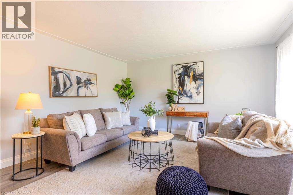 40 KERMAN Avenue, Grimsby, Ontario