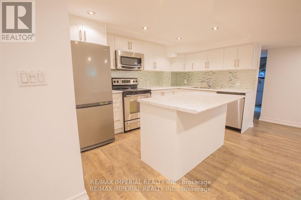 Bsmt - 388 Becker Road, Richmond Hill, Ontario  L4C 2S2 - Photo 6 - N12641140