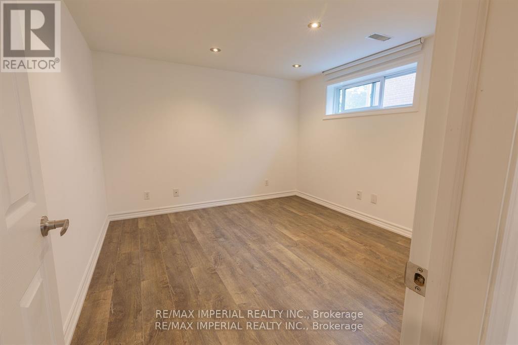 Bsmt - 388 Becker Road, Richmond Hill, Ontario  L4C 2S2 - Photo 7 - N12641140