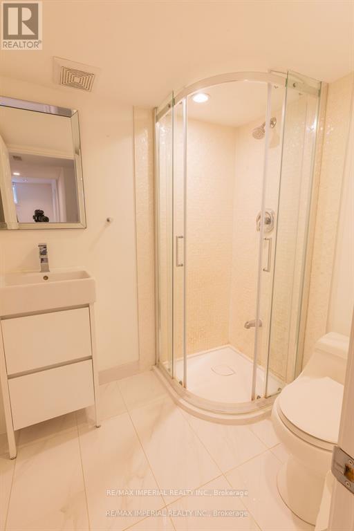 Bsmt - 388 Becker Road, Richmond Hill, Ontario  L4C 2S2 - Photo 9 - N12641140