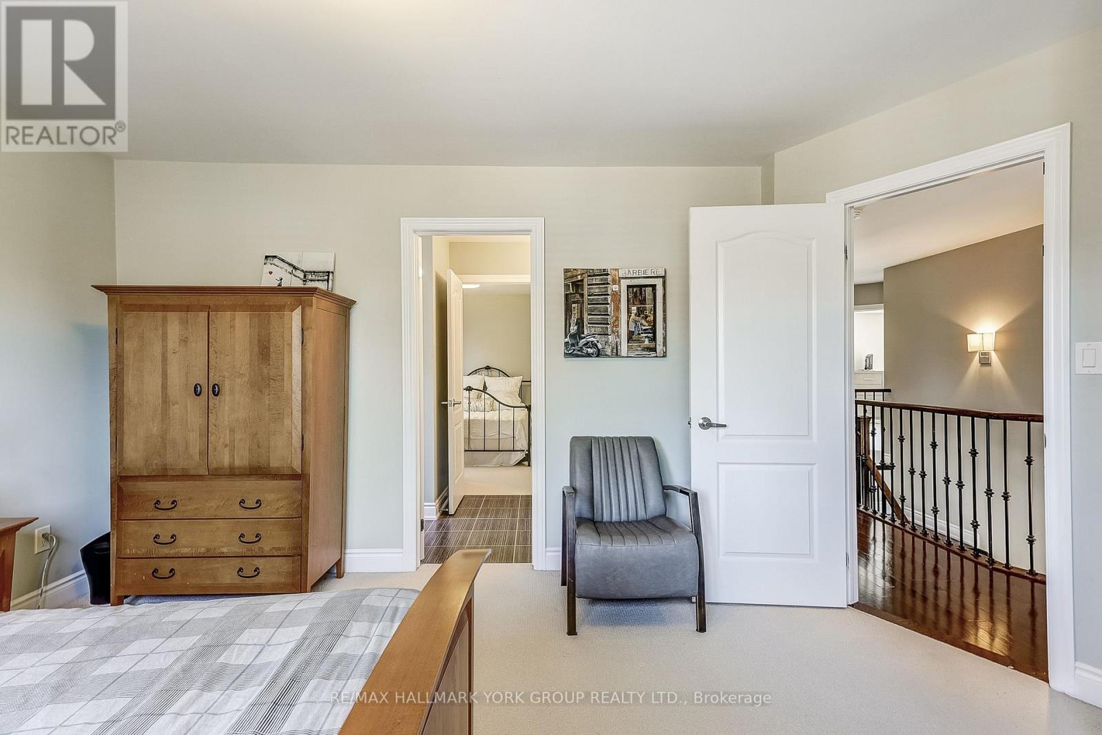 1022 Sherman Brock Circle, Newmarket, Ontario  L3X 0B4 - Photo 33 - N12641166