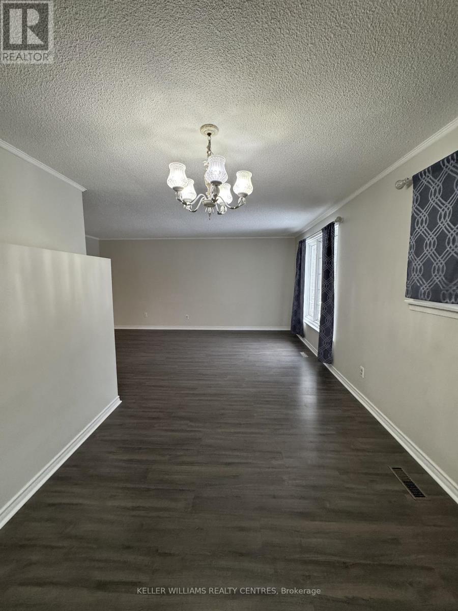 Main - 691 Irwin Crescent, Newmarket, Ontario  L3Y 5A3 - Photo 5 - N12641178