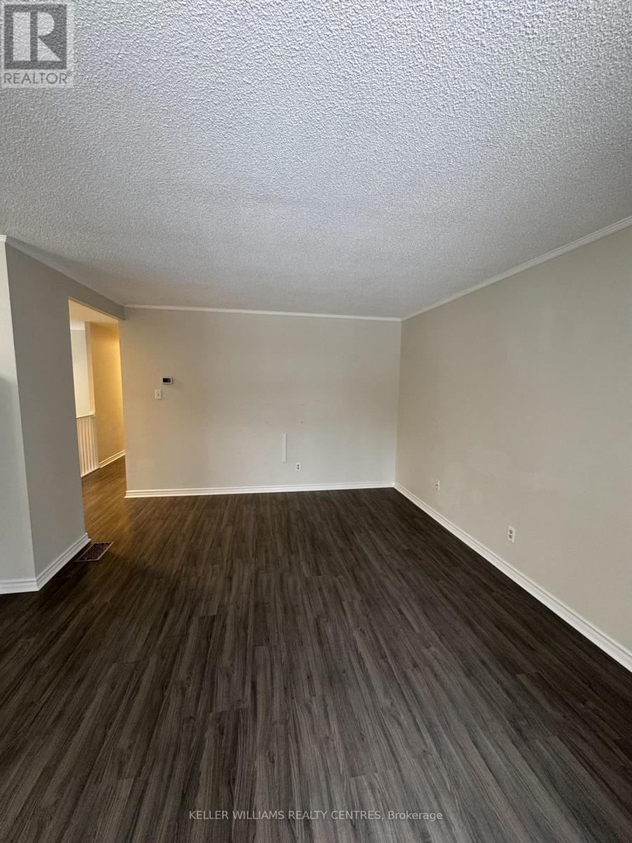 Main - 691 Irwin Crescent, Newmarket, Ontario  L3Y 5A3 - Photo 6 - N12641178