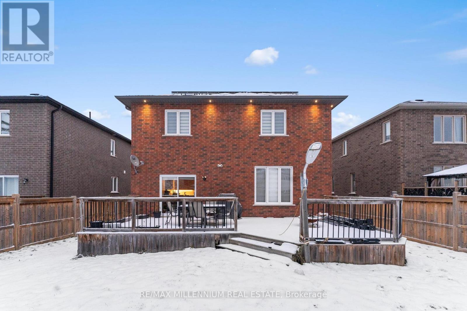 264 Patterson Street, New Tecumseth (Beeton), Ontario  L0G 1A0 - Photo 4 - N12641202
