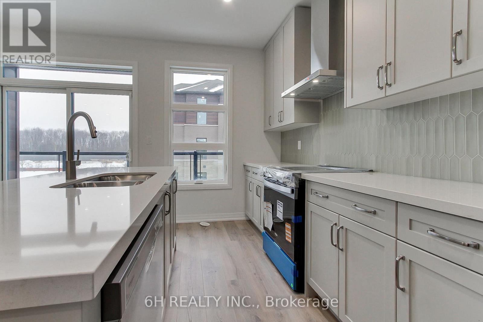 Lot 18 - 23 Harold Wilson Lane, Richmond Hill, Ontario  L4S 1N5 - Photo 11 - N12641220