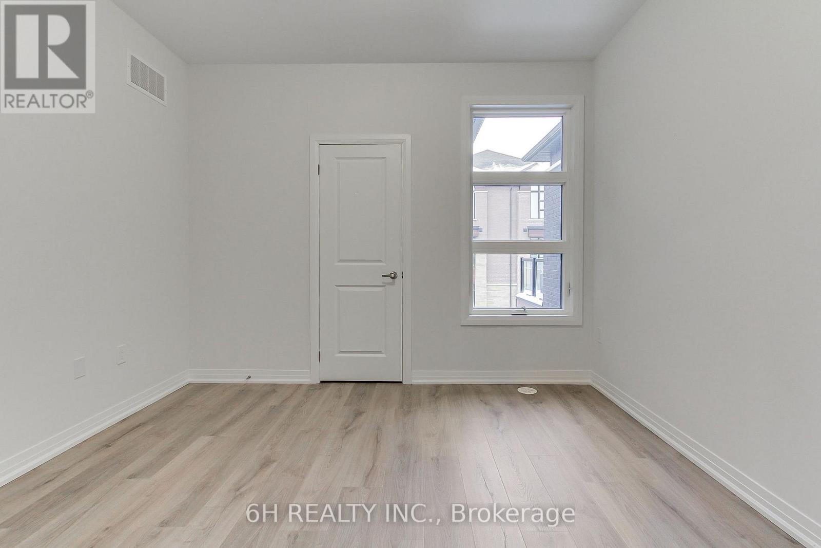 Lot 18 - 23 Harold Wilson Lane, Richmond Hill, Ontario  L4S 1N5 - Photo 17 - N12641220