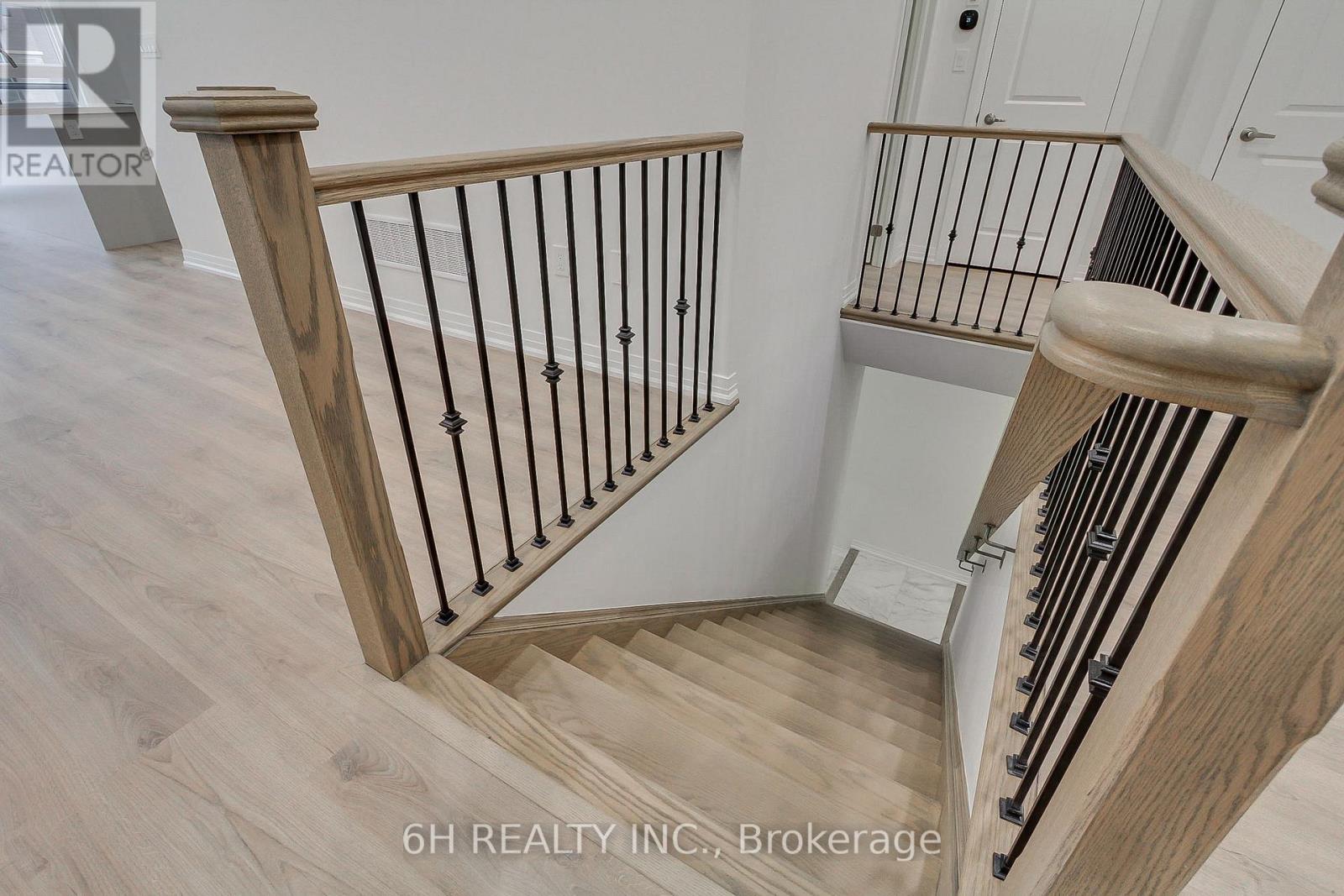 Lot 18 - 23 Harold Wilson Lane, Richmond Hill, Ontario  L4S 1N5 - Photo 2 - N12641220