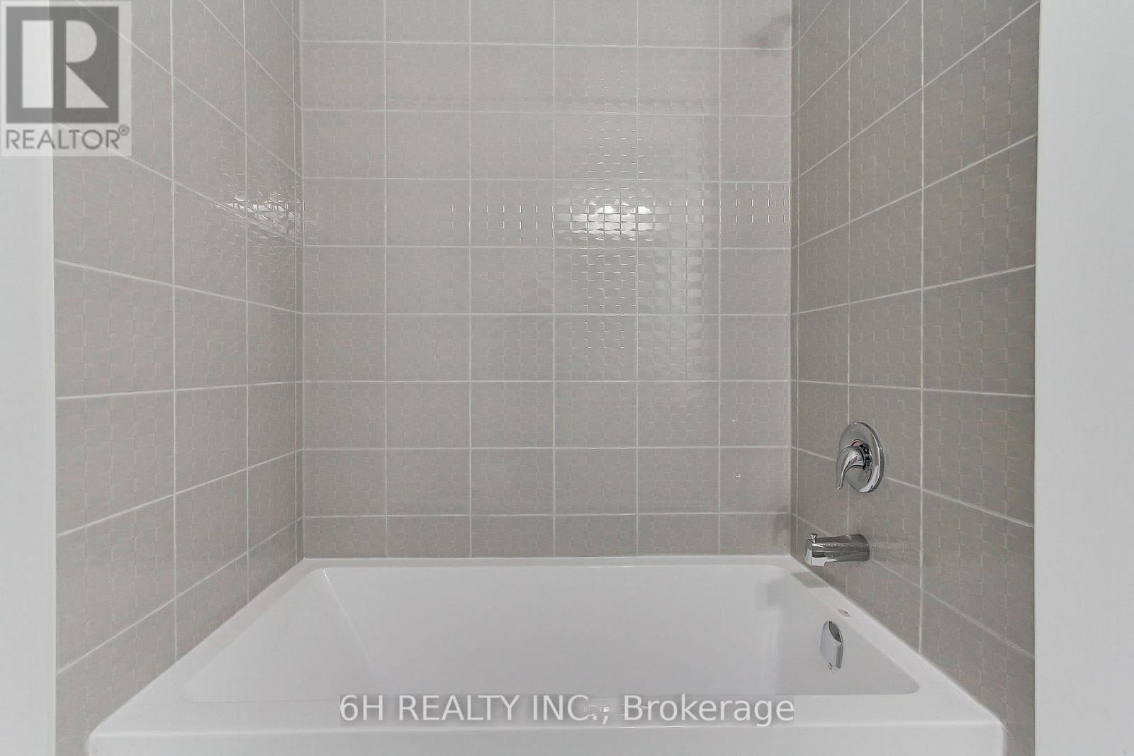 Lot 18 - 23 Harold Wilson Lane, Richmond Hill, Ontario  L4S 1N5 - Photo 29 - N12641220