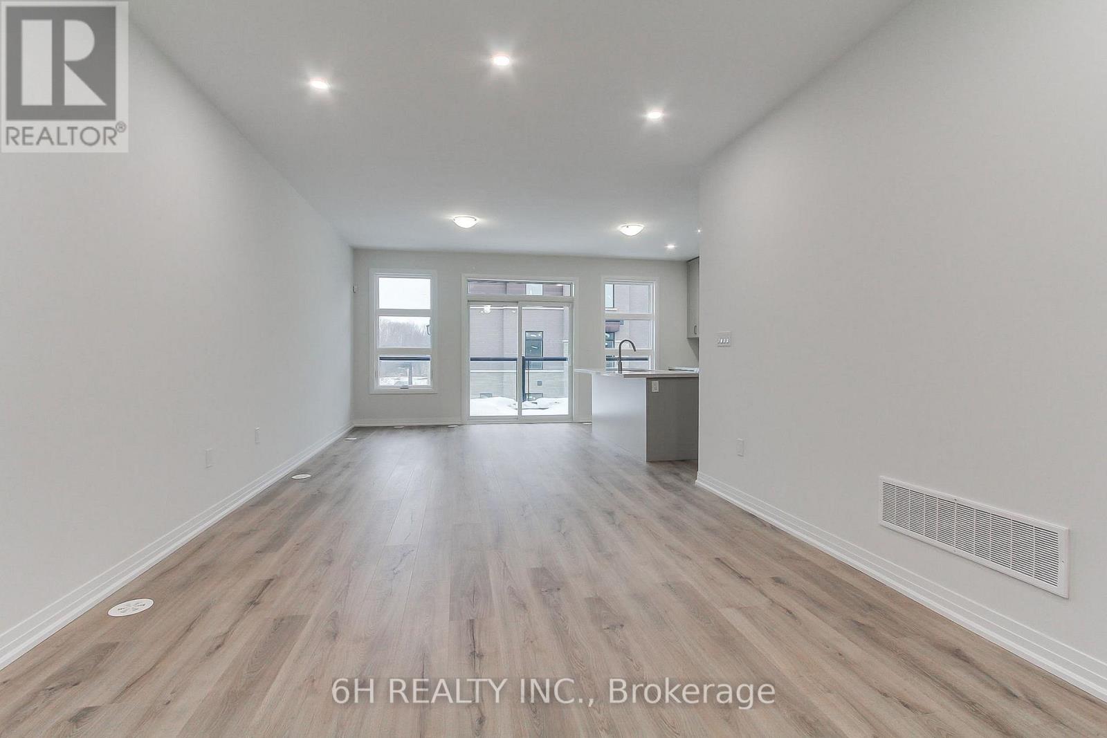 Lot 18 - 23 Harold Wilson Lane, Richmond Hill, Ontario  L4S 1N5 - Photo 4 - N12641220