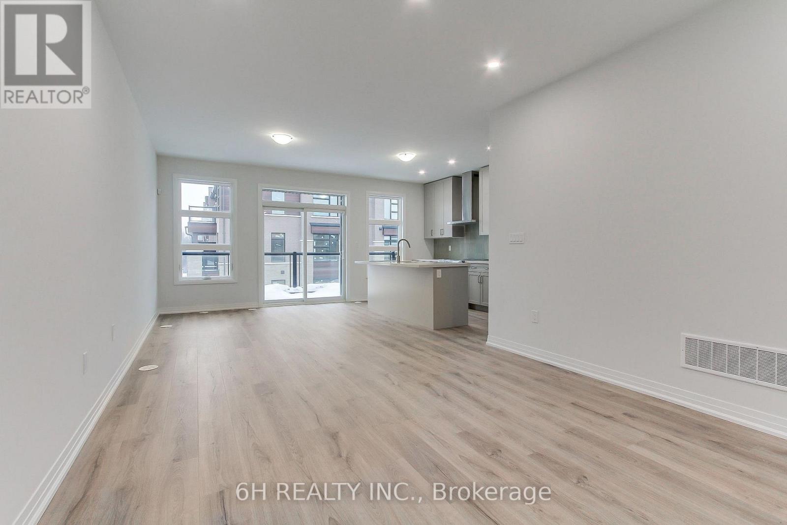 Lot 18 - 23 Harold Wilson Lane, Richmond Hill, Ontario  L4S 1N5 - Photo 6 - N12641220