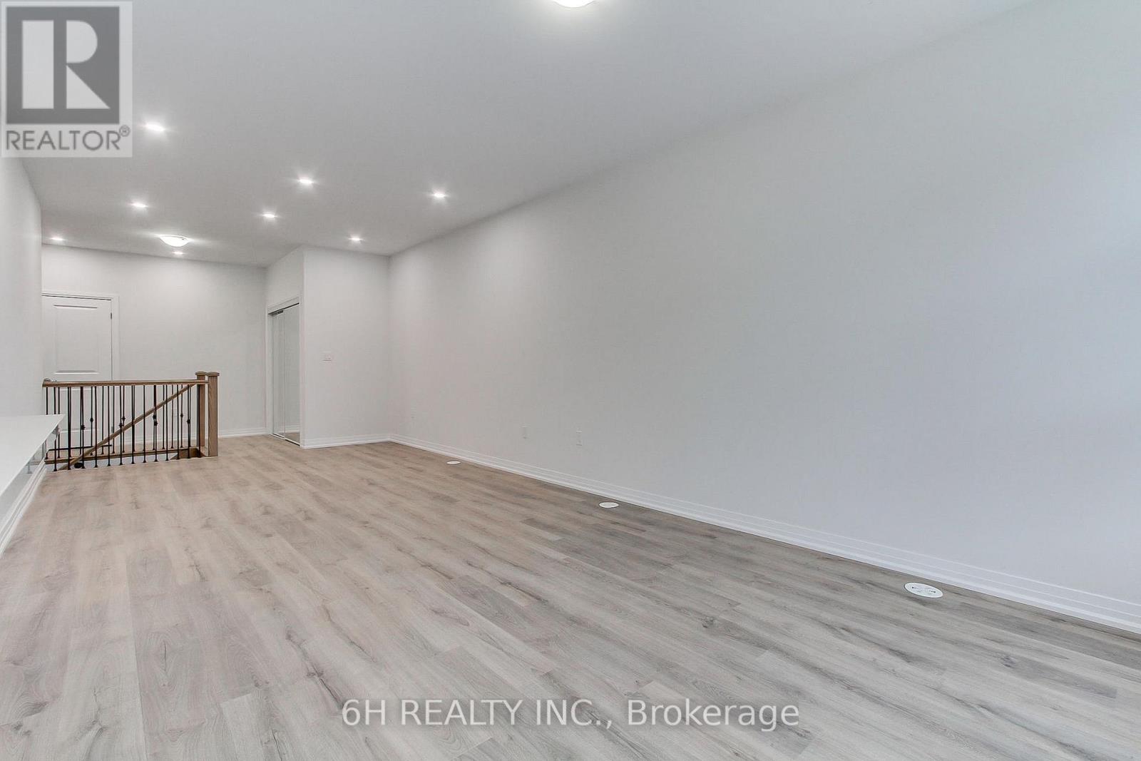 Lot 18 - 23 Harold Wilson Lane, Richmond Hill, Ontario  L4S 1N5 - Photo 7 - N12641220