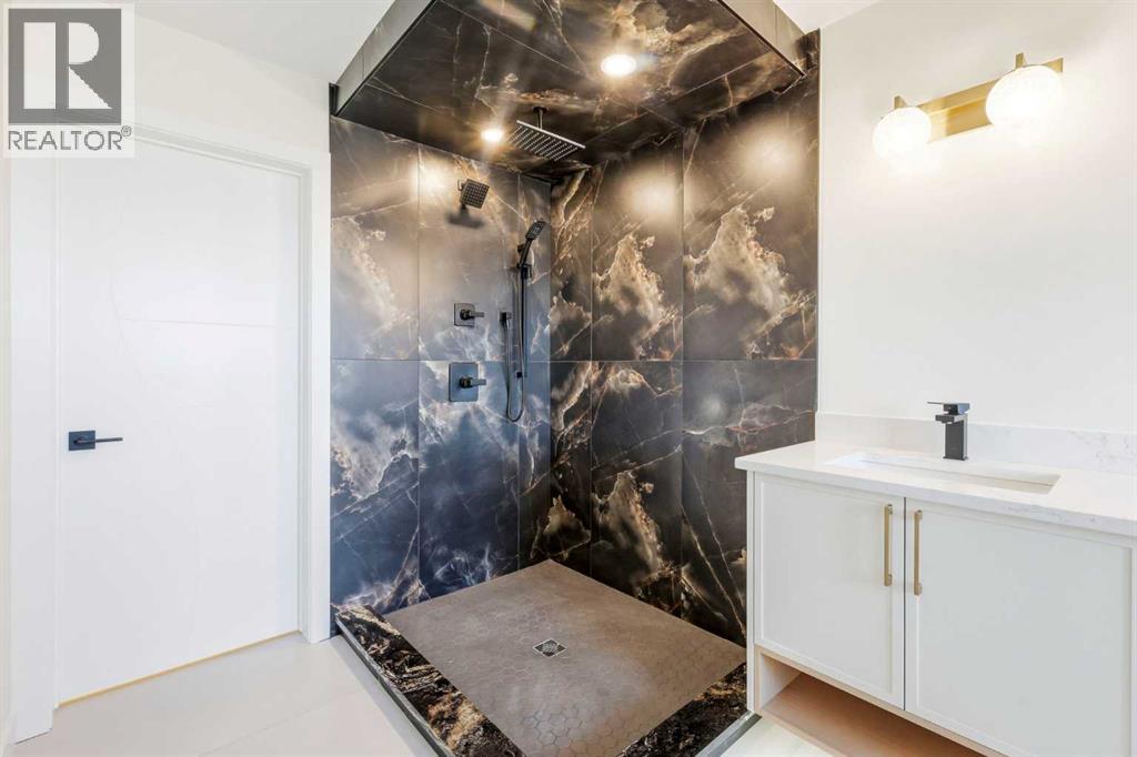 343 Waterford Grove, Chestermere, Alberta  T1X 2Z9 - Photo 38 - A2273681