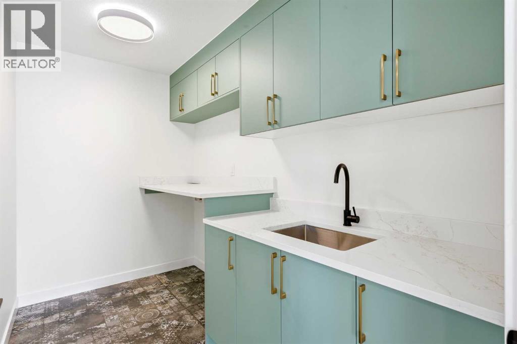 343 Waterford Grove, Chestermere, Alberta  T1X 2Z9 - Photo 31 - A2273681