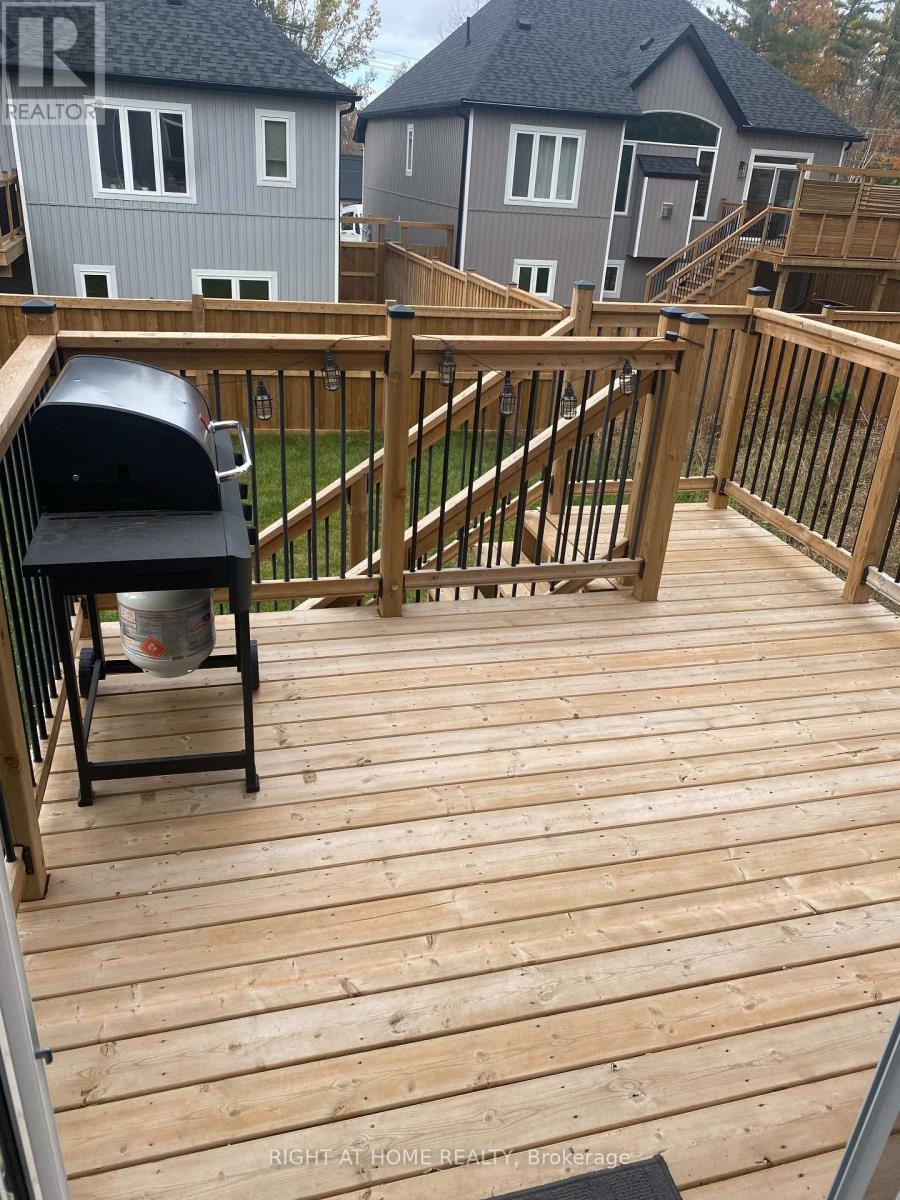 A - 72 Old Mosley Street, Wasaga Beach, Ontario  L9Z 2J5 - Photo 14 - S12641168