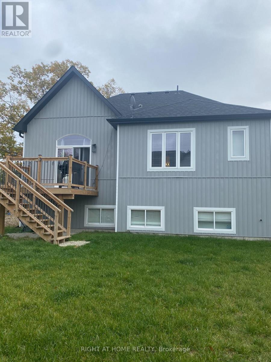 A - 72 Old Mosley Street, Wasaga Beach, Ontario  L9Z 2J5 - Photo 15 - S12641168