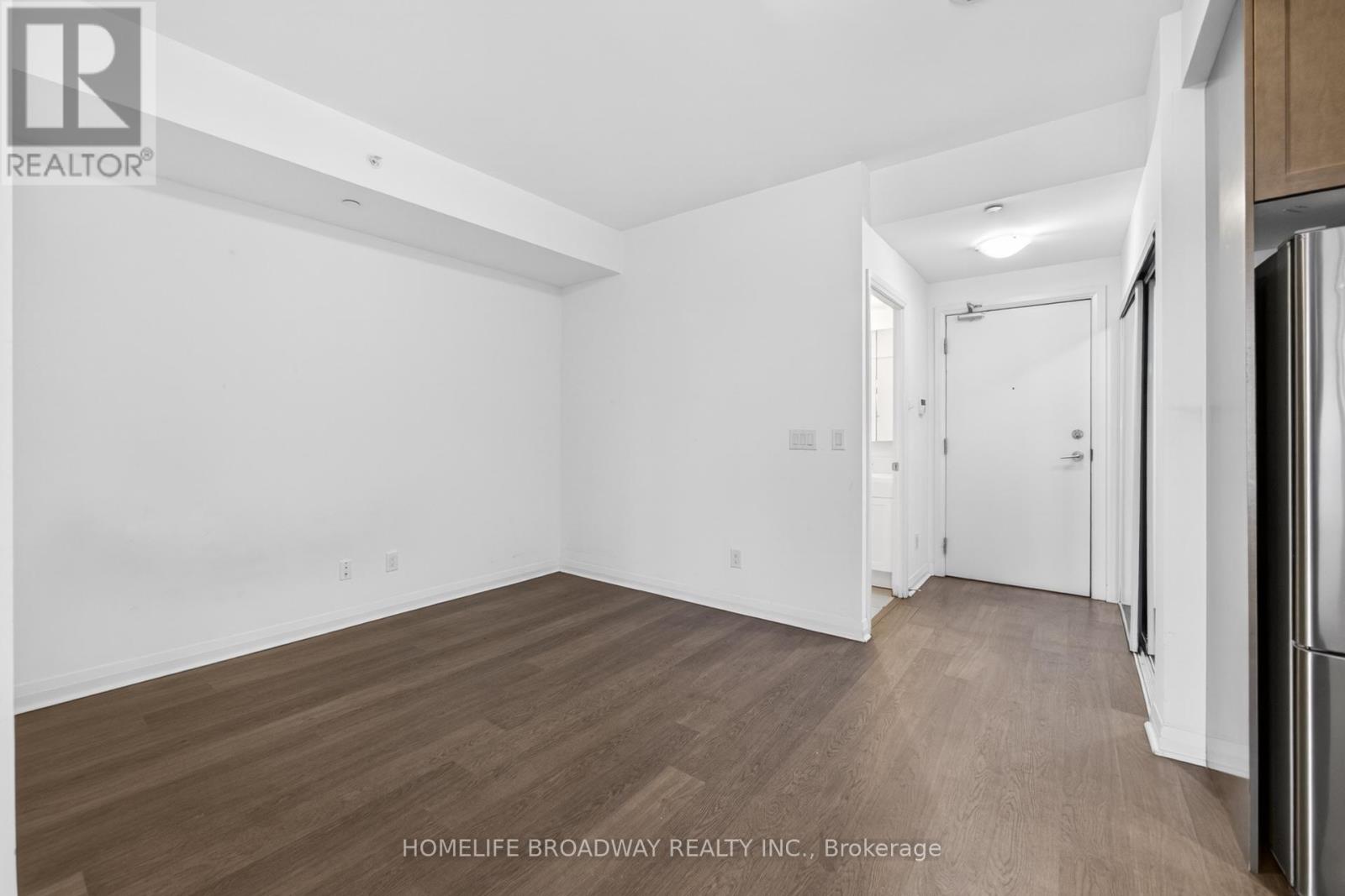 1207 - 55 Oneida Crescent, Richmond Hill, Ontario  L4B 0B3 - Photo 6 - N12503326