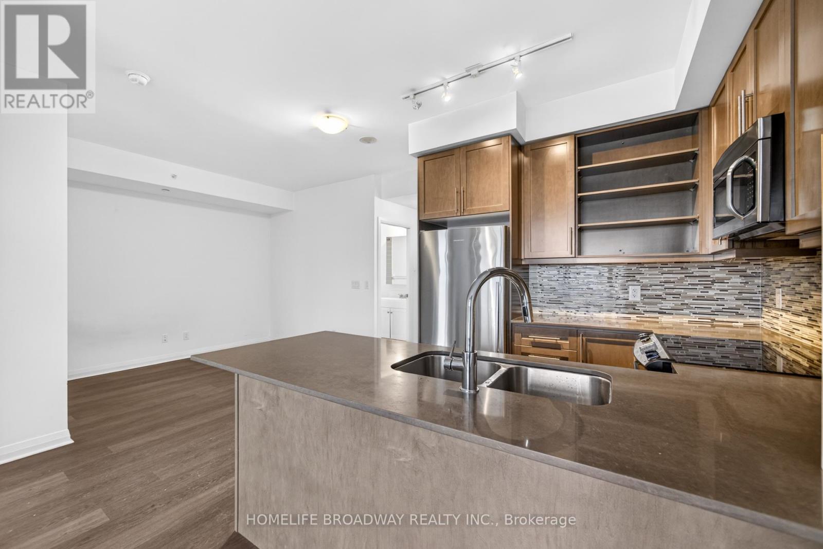 1207 - 55 Oneida Crescent, Richmond Hill, Ontario  L4B 0B3 - Photo 13 - N12503326