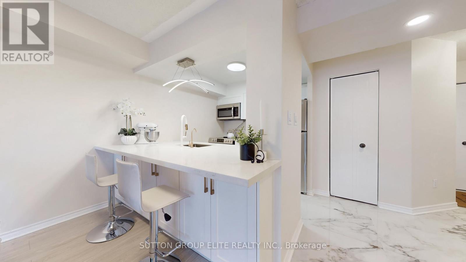 1707 - 3 HICKORY TREE ROAD, Toronto, Ontario