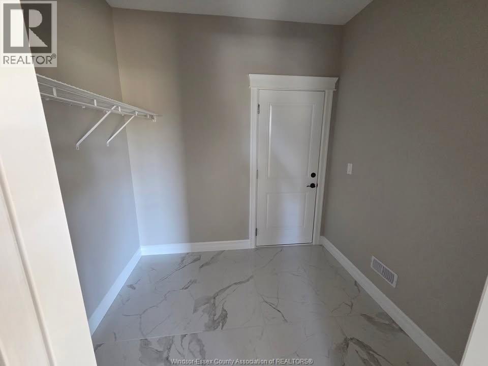 4410 Belmont, Comber, Ontario N0R 1A0 - Photo 3 - 25031836