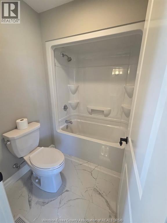 4410 Belmont, Comber, Ontario N0R 1A0 - Photo 5 - 25031836