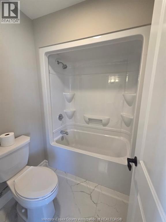 4410 Belmont, Comber, Ontario N0R 1A0 - Photo 9 - 25031836