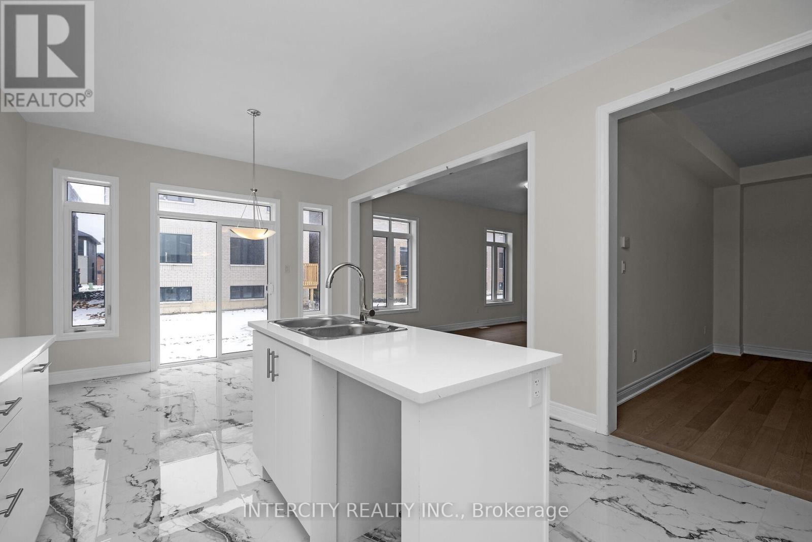 60 Claremont Drive, Brampton, Ontario  L6R 4G3 - Photo 10 - W12641132