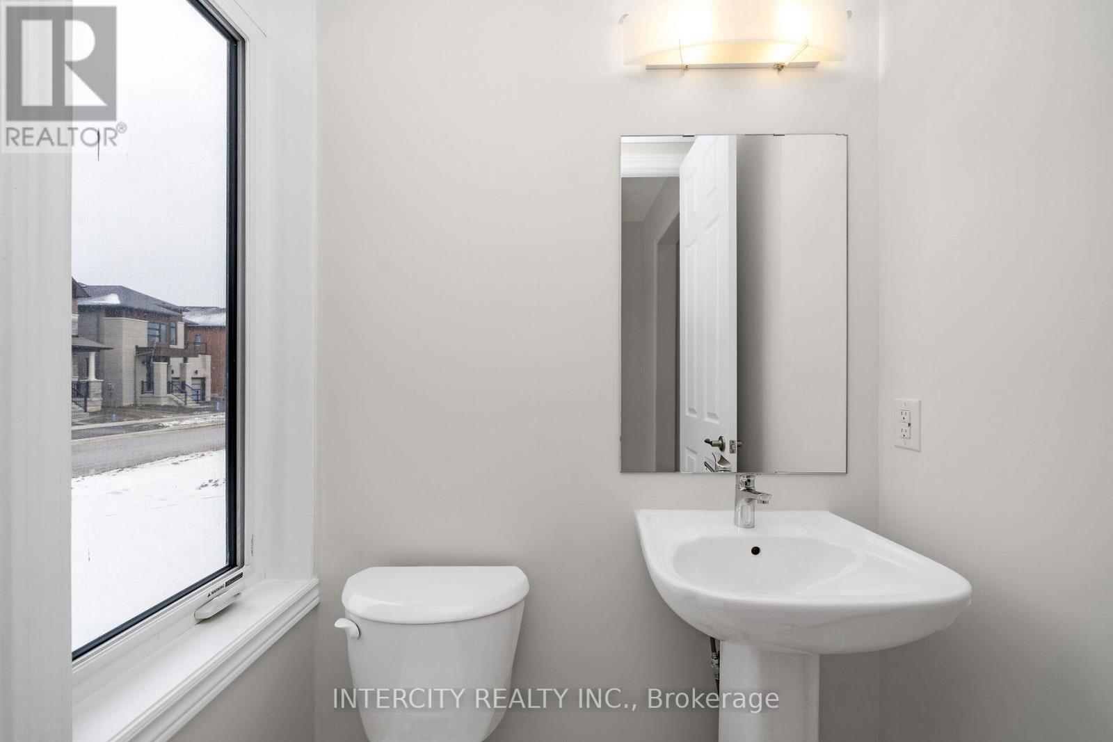 60 Claremont Drive, Brampton, Ontario  L6R 4G3 - Photo 16 - W12641132